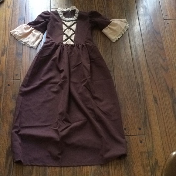This is a brown and light brown colonial dress! - Picture 1 of 6